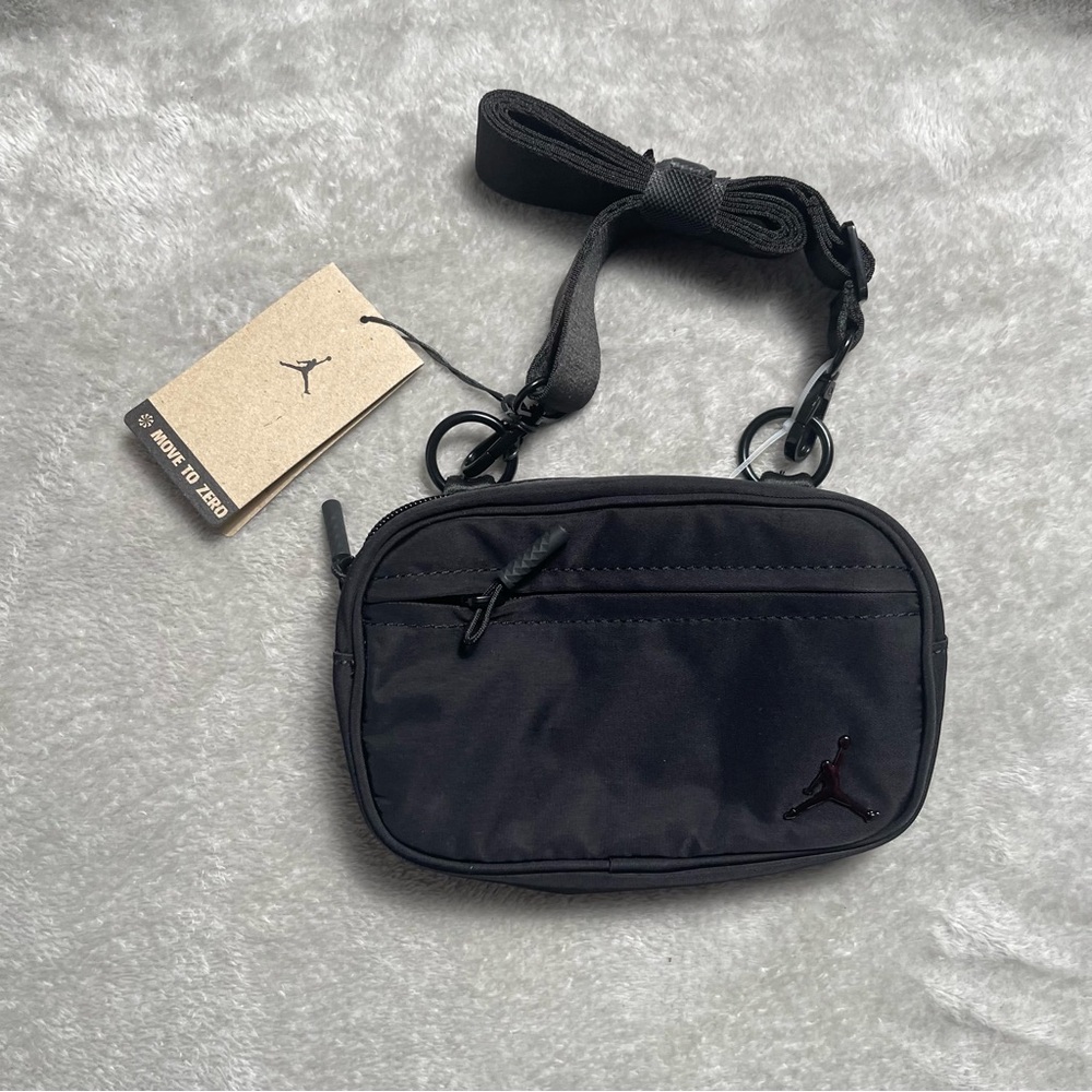 Jordan Alpha Camera Bag Crossbody Unisex O/S WA0870-023 Black NWT
